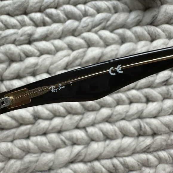 Ray Ban tortoise shell colour rectangle frames - Picture 5 of 9